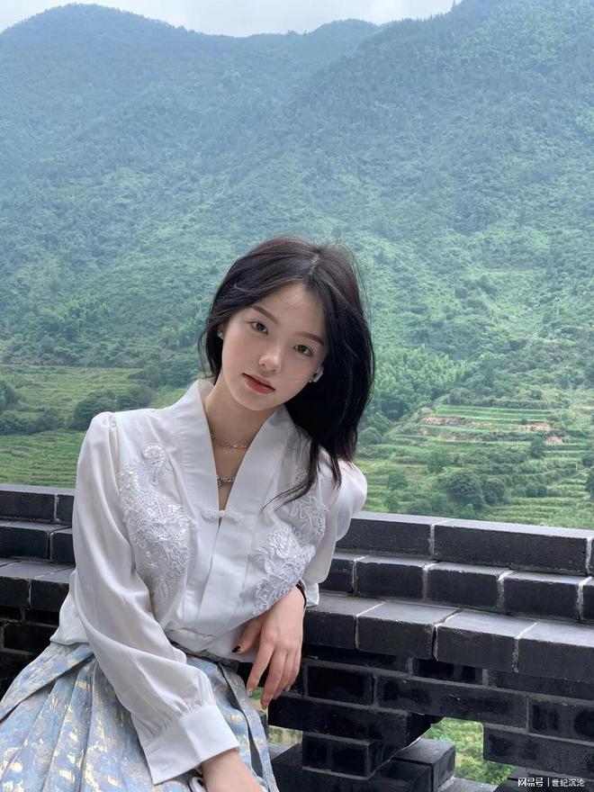 游新选择:私人定制团等你来江西五天四晚定制j9九游会俱乐部登录入口少走弯路!江西旅(图4) 游新选择:私人定制团等你来江西五天四晚定制j9九游会俱乐部登录入口少走弯路!江西旅(图4)